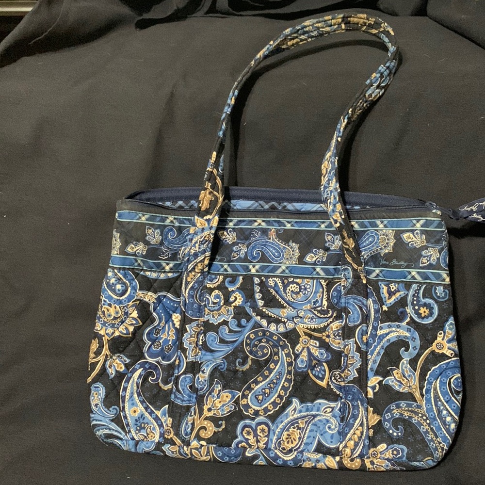 Vera Bradley Navy Blue Paisley Windsor Tote